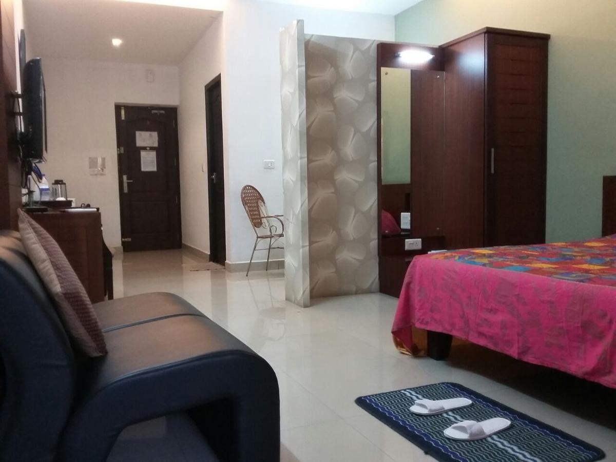 מלפורם Hotel Soorya Regency מראה חיצוני תמונה